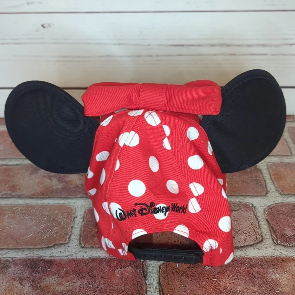 Walt‎ Disney World Minnie Mouse Ears and Bow Red Polka Dot Snapback Girls Cap
